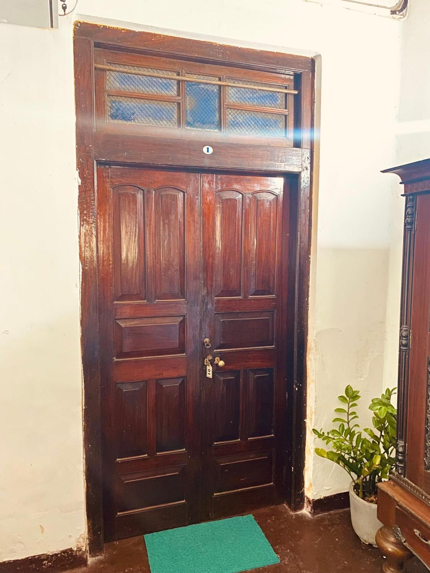 Happy Bunk Hostel Weligama Buitenkant foto